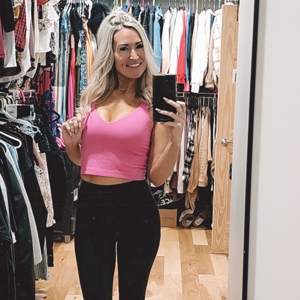 Meet your Posher, Lacey